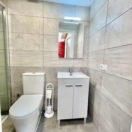Cozy Next To Metro La Salut Santa Coloma de Gramenet