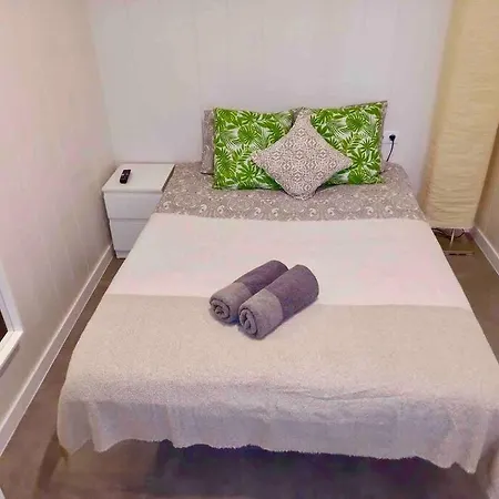 Cozy Next To Metro La Salut * Santa Coloma de Gramenet